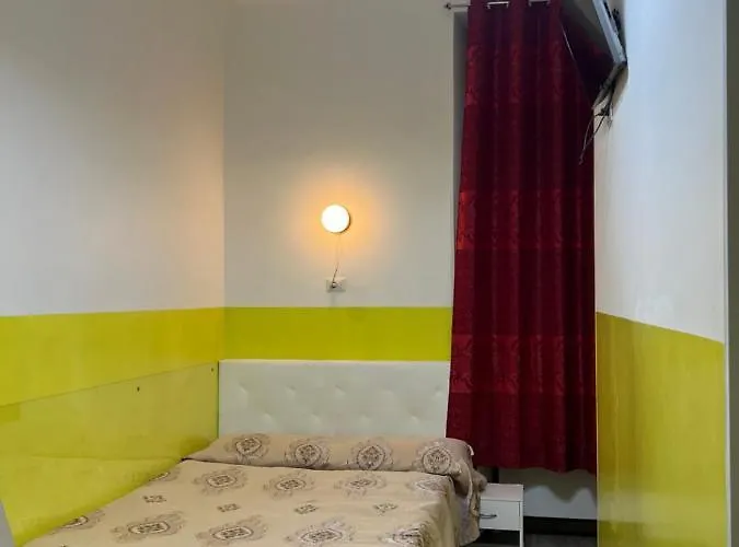 Roma Guest House Gasthof *