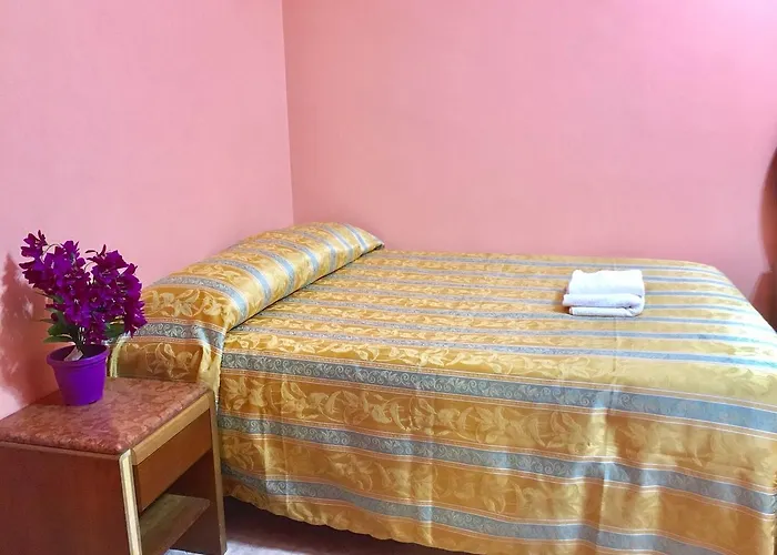 Roma Guest House *
